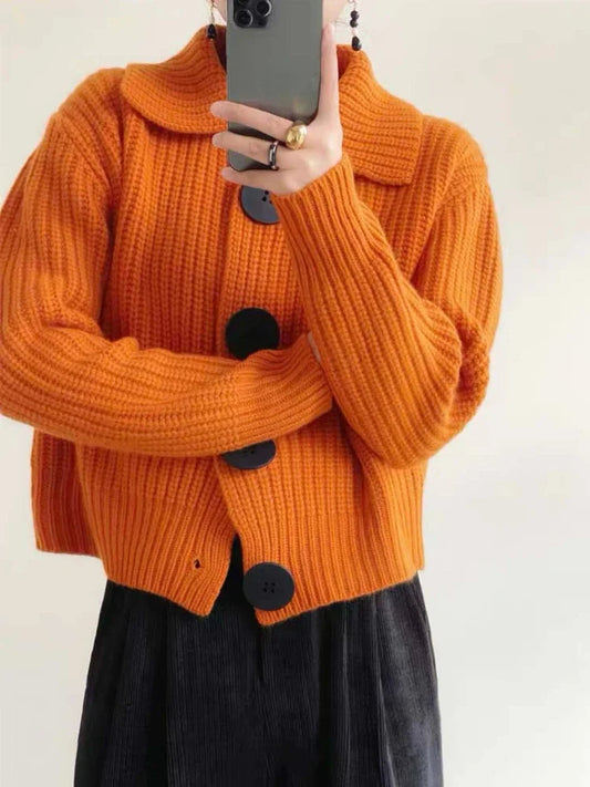 2025 Retro-Inspired Orange V-Neck Cardigan for Women Loose-Fit Thick Knit with Large Button Detail