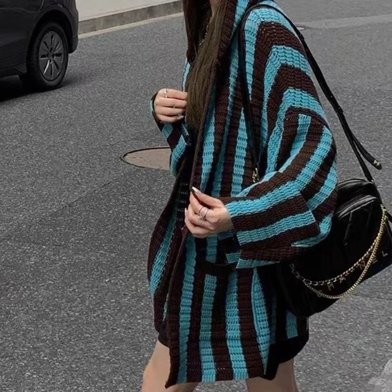 2025 Retro-Inspired V-Neck Striped Cardigan for Women Loose-Fit, Medium to Long Length, Long Sleeve