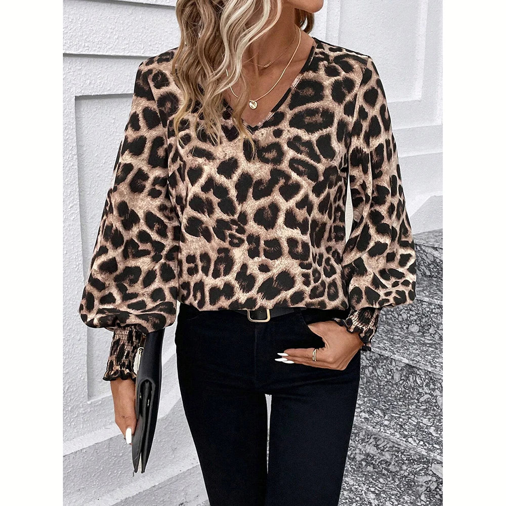 Autumn/Winter Women's Slim Fitting Leopard Print Blouse | Long Sleeve V-Neck High Street Top