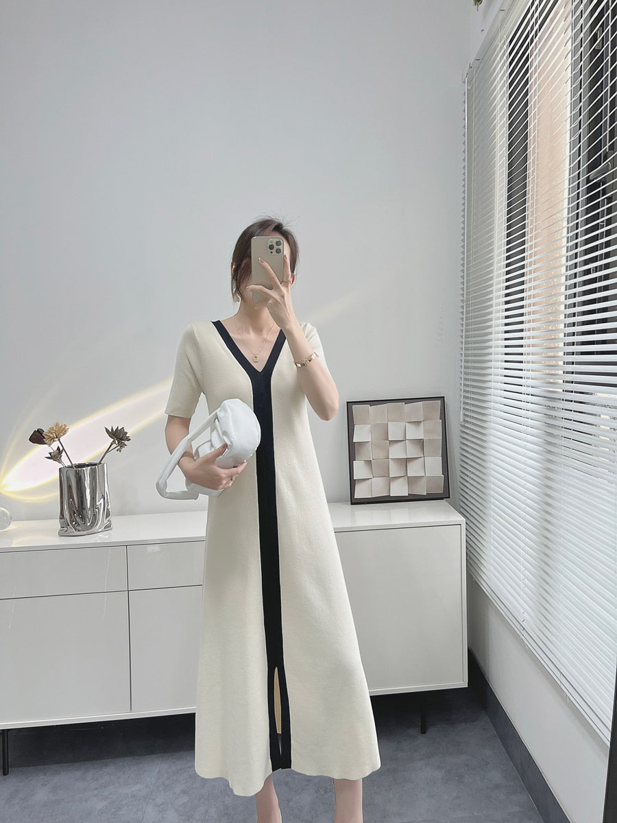 Elegant Black & White Knit Maxi