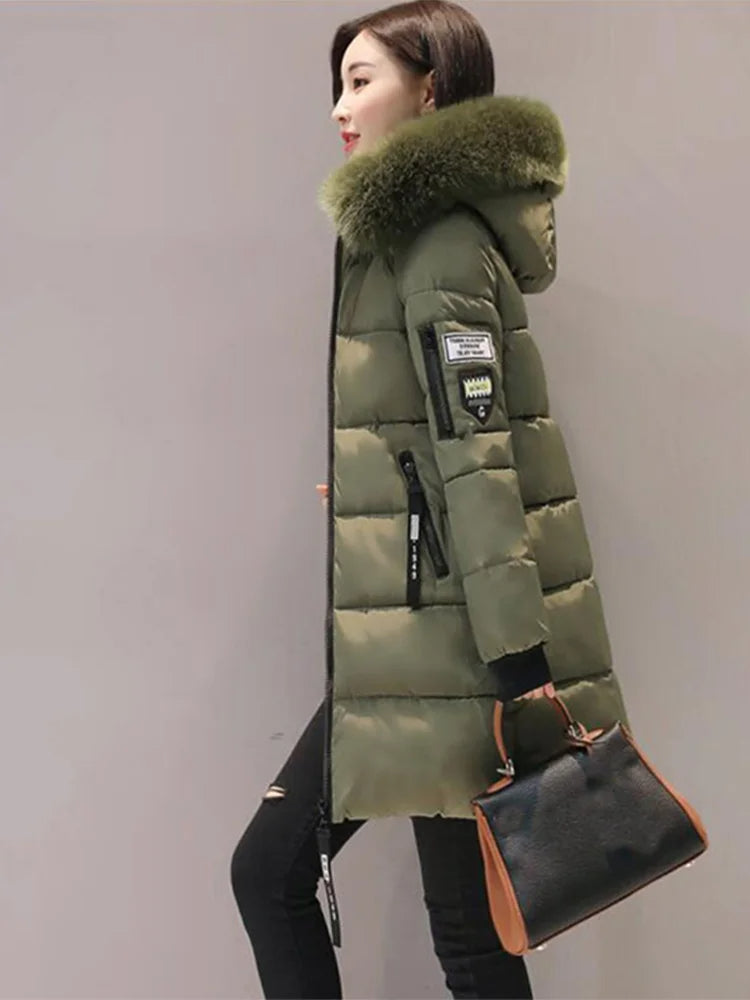 Women's Winter Hooded Fur Collar Parka Elegant Slim Fit Zipper Pockets Warm & Thick Jacket