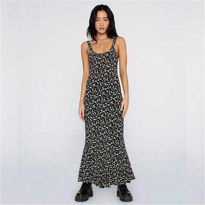 Slim and Stylish: Sleeveless Floral Maxi Dress for Women