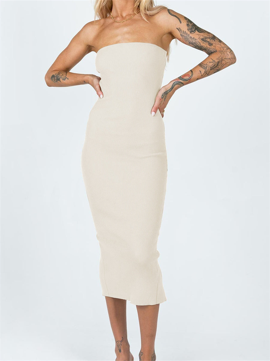 Holiday Hottie: Chic Strapless Bodycon Dress